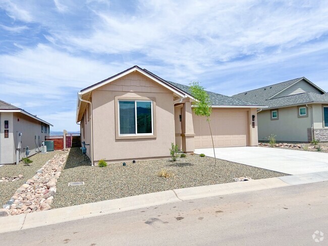 Building Photo - NEWER HOME BUILD IN THE VINEYARDS AT COTTO...