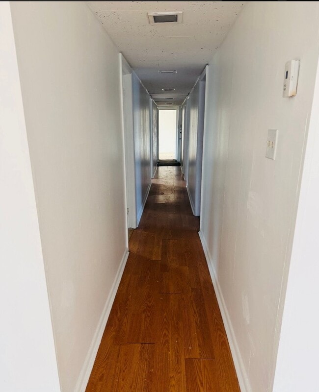 913 Nott St Unit 1st Floor