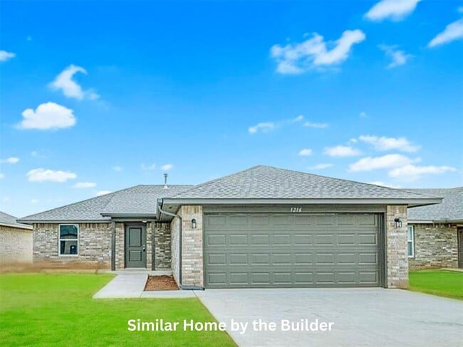 Building Photo - 1628 Highland Loop