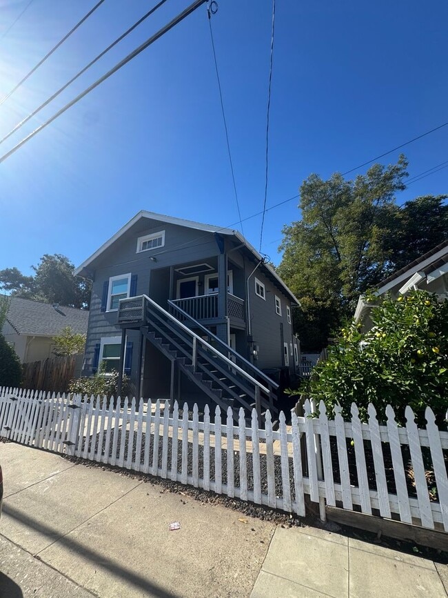 Photo - 3 bedroom | 1 bathroom | Oak Park Duplex