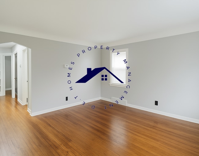 Photo - 11081 Lakepointe St