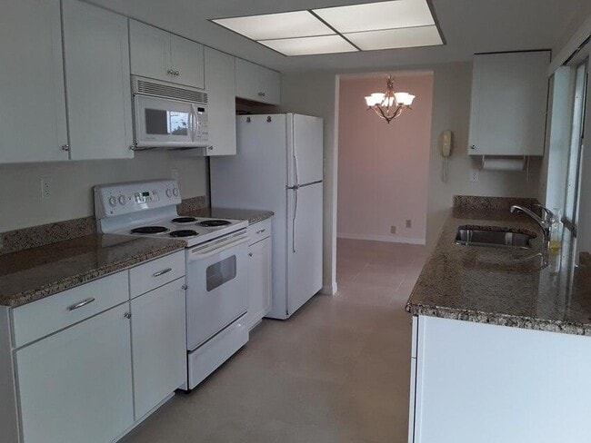 Photo - 4610 NW 47th St