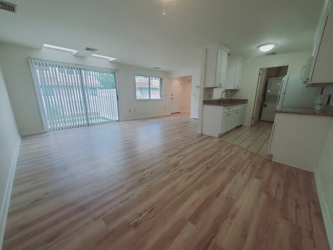 Photo - 1900 Summer St Unit W