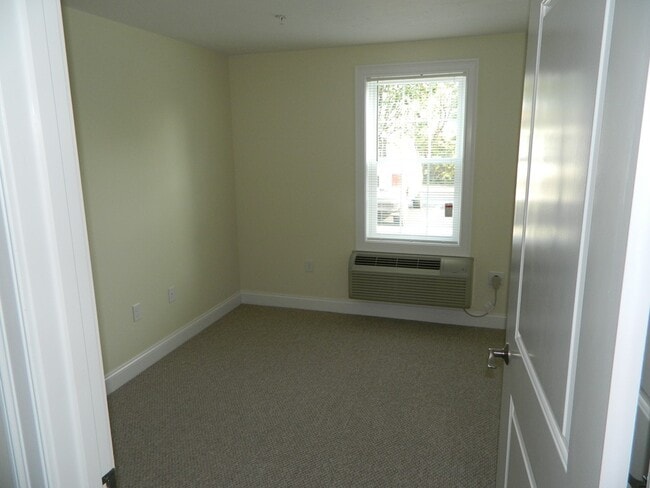 Photo - 205 Elm St Unit 201
