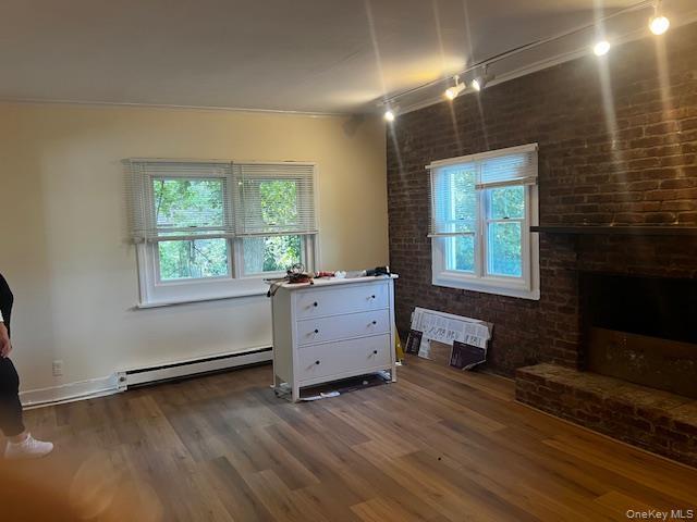 Photo - 20 Oyster Bay Road Unit Back