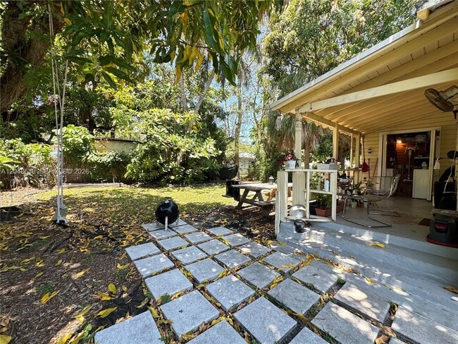 Photo - 3611 Oak Ave
