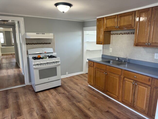 Photo - 359 Henry St Unit 1