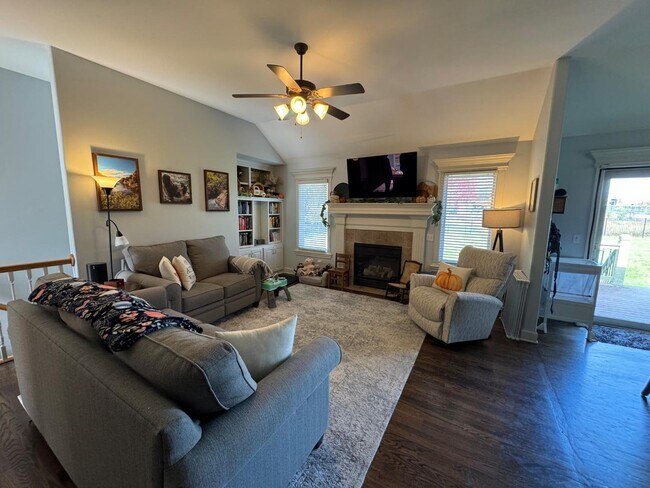 Photo - 1380 Stonecreek Dr