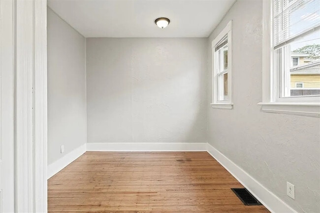 165 Thurston Rd Unit 165 Thurston