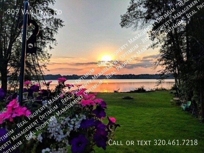 Photo - 809 Van Dyke Rd NW