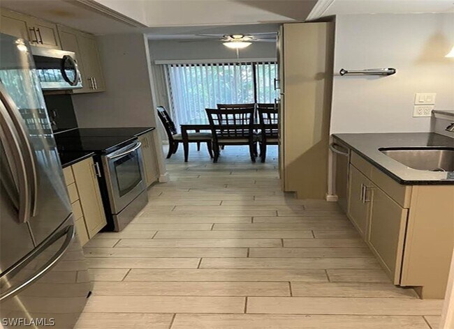 Photo - 64 4th St Unit D106