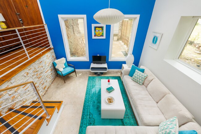 Photo - 3202 Santa Monica Dr