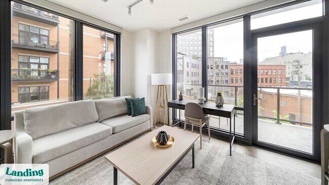 740 N Aberdeen St Unit 321