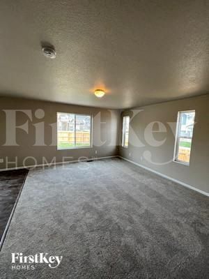 6922 Shunka Ln