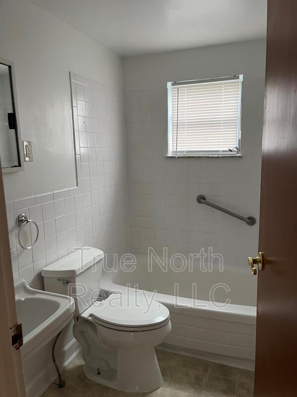 Photo - 4926 Fairway Ct