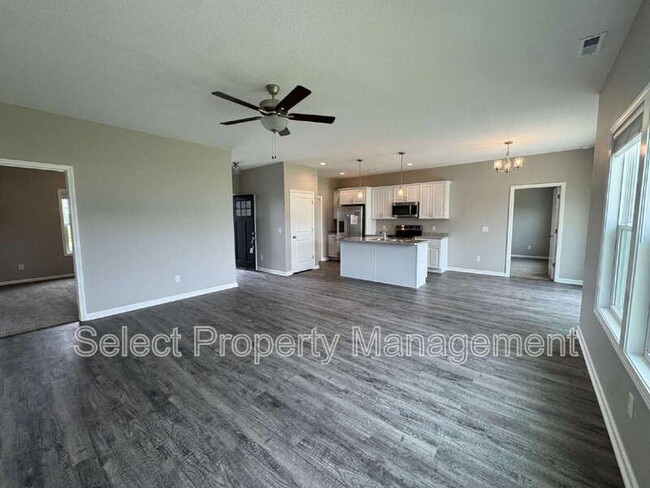 Photo - 8783 Elmont Cv
