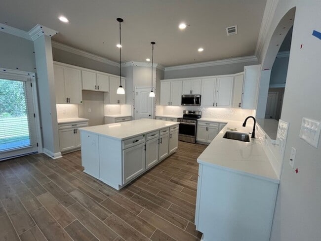 Photo - Beautiful Executive home in Hammock Bay with fenced backyard