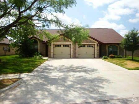 Building Photo - 217 Hilltop Dr Rental