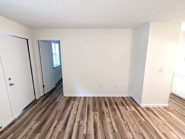 Photo - 300 Wood St Unit E7