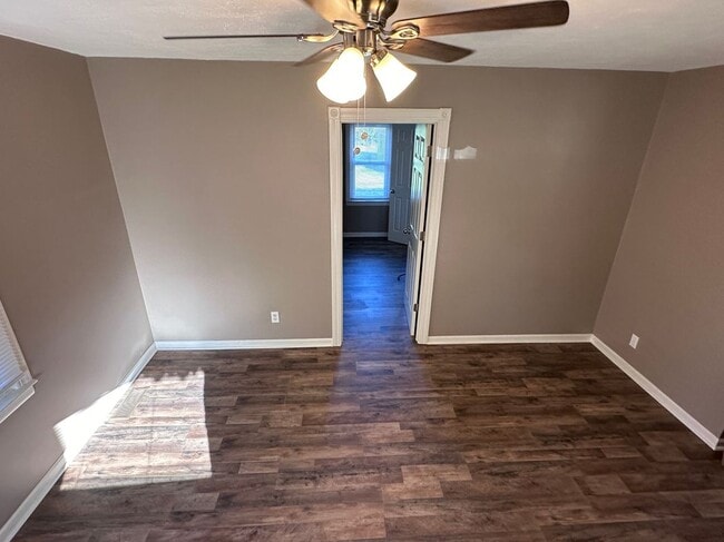 Photo - 3321 N 12th Ave