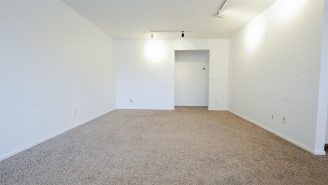 Photo - 24 Riverview Ct Unit 24