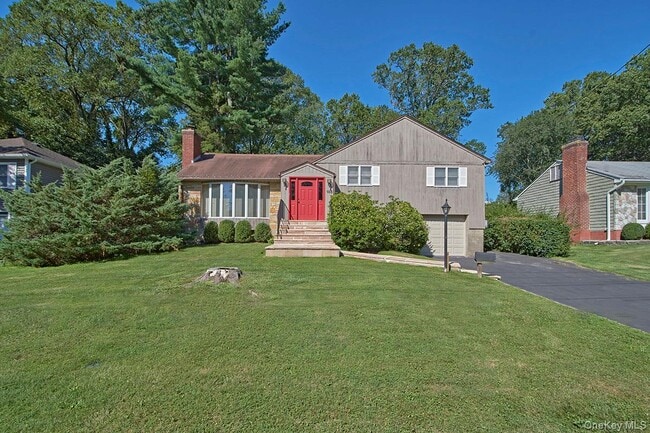 Building Photo - 185 Pinewood Rd Rental