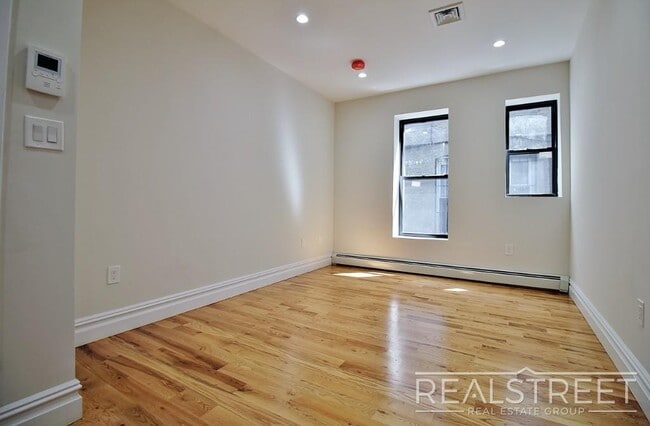 Photo - 3 Bed in Crown Heights Unit 1B