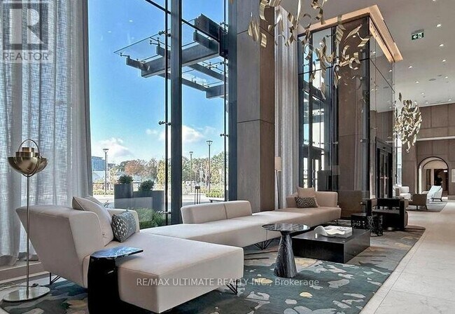 Photo - 30 Inn On The Pk Dr Unit 3106