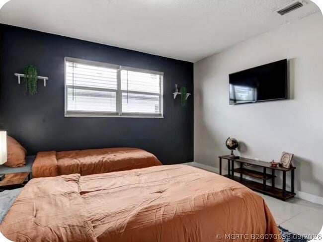 Photo - 124 Walker Ave