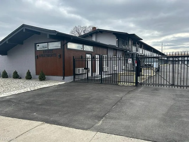 Photo - 25911 Michigan Ave