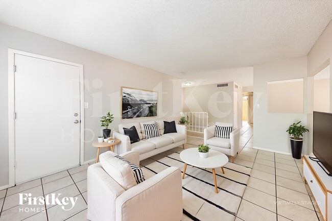 Photo - 14016 N 33rd Dr