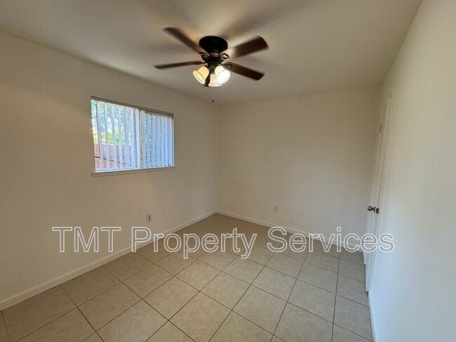 Photo - 3729 Branch St Unit 2