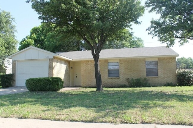 Building Photo - 5445 Gates Dr Rental