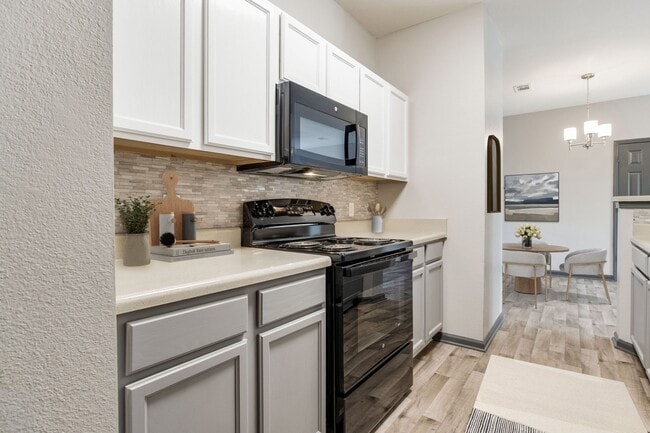 Photo - Majestic Oaks