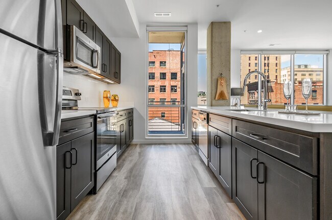 The Blonde open kitchen layout