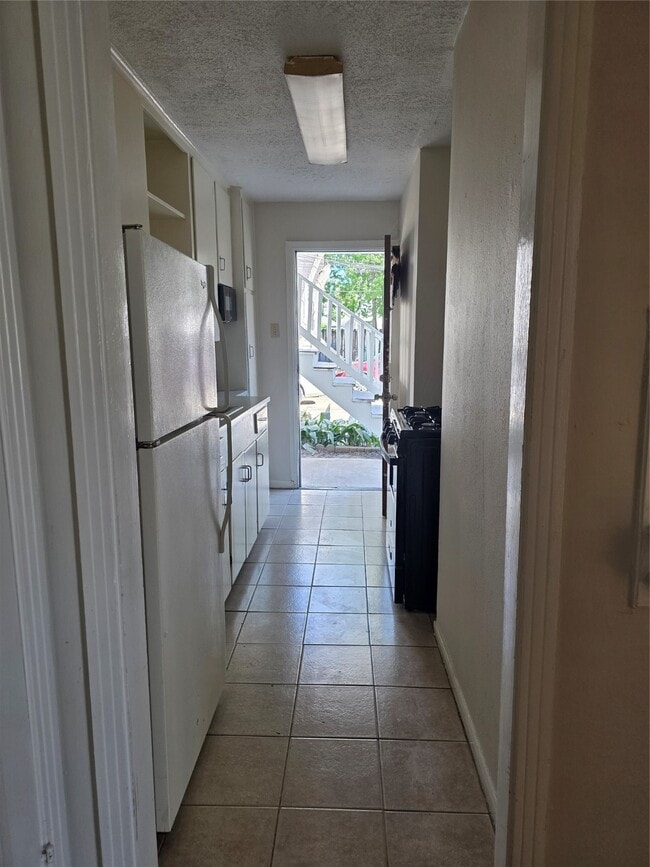 Photo - 3817 S Shepherd Dr Unit 2