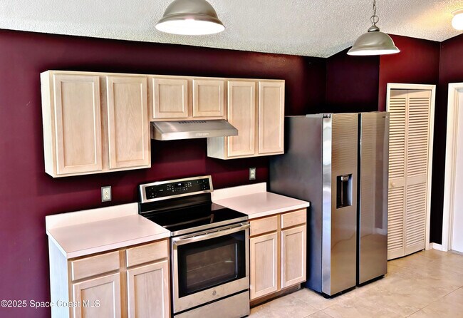 Photo - 1379 California Dr