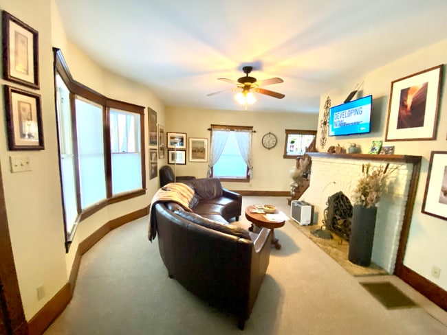 Photo - 904 E Washington St