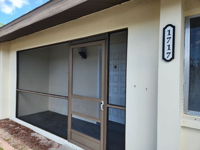 Photo - REMODELED 2 bedroom 2 bathroom in NE Cape Coral