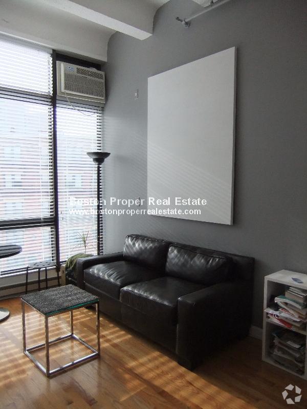 Building Photo - 12 Stoneholm St Unit 308 Rental