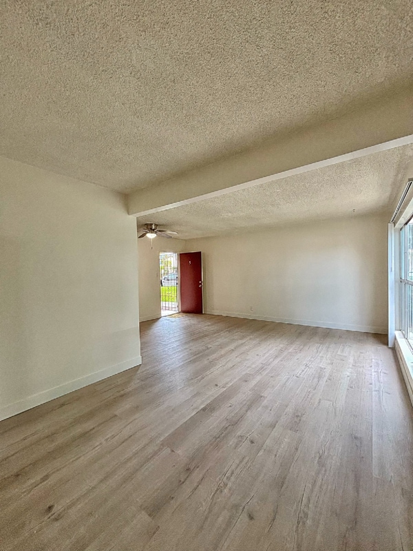 Photo - 219 S Lillie Ave Unit 5