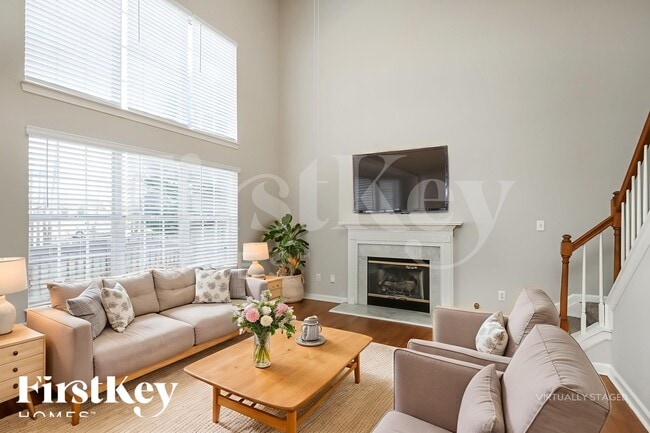 Photo - 4673 Devencrest Ln