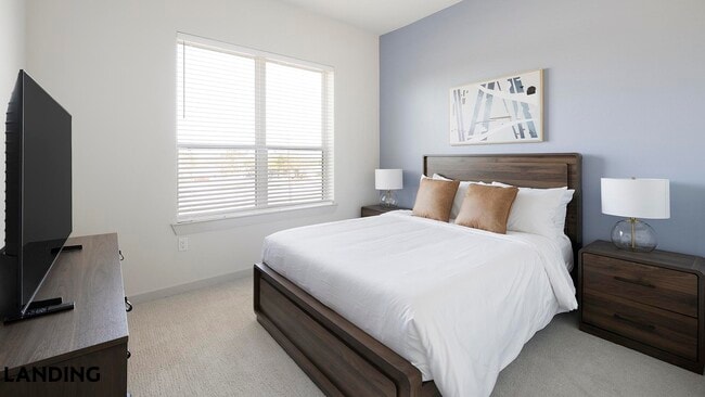 Photo - 1345 E 15th St Unit 302