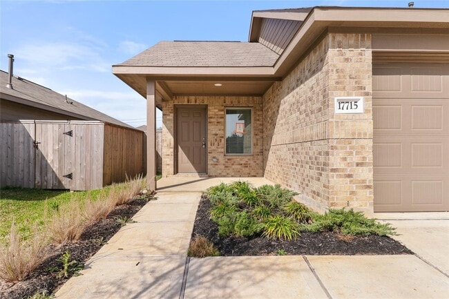 Photo - 17715 Grv Hl Dr