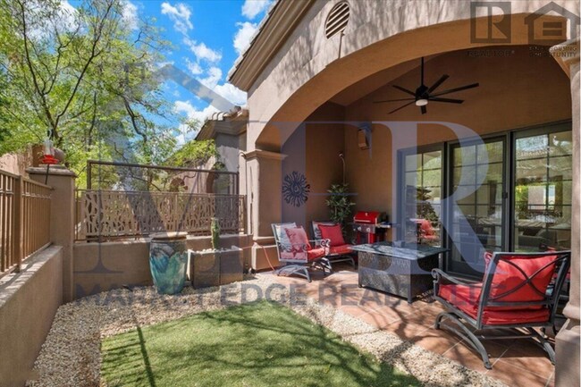 Building Photo - 3Bed/2.5Bath Townhouse w/2 Car Garage in Carefree! $399 MOVE-IN SPECIAL! Move-In Ready on 4/9/2026!