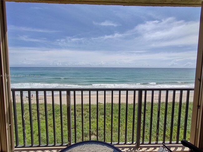 Building Photo - 10200 S Ocean Dr Unit 504