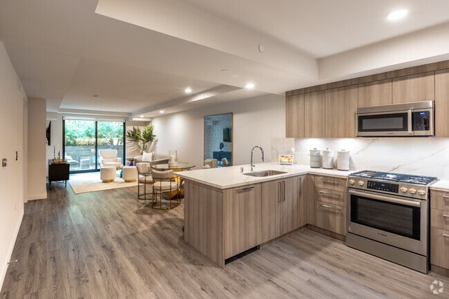 1BR, 1BA - 1107SF