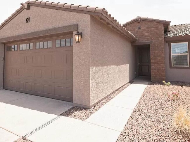 Building Photo - House for Rent in Phoenix