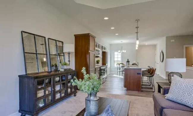 Photo - 16070 Hadan Dr