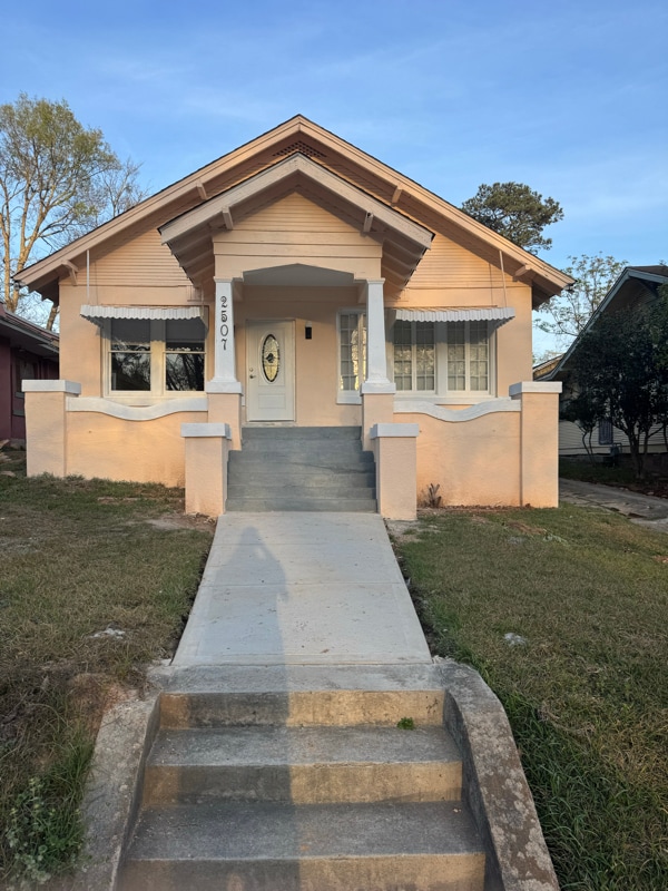 Building Photo - 2507 Highland Ave